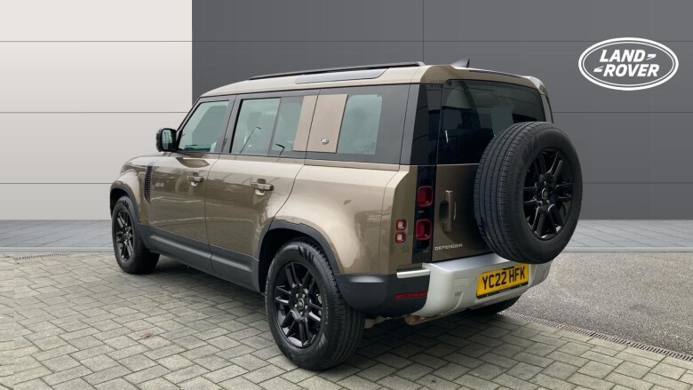 Land Rover Defender 3.0 D250 SE 110 5dr Auto [7 Seat] Diesel Estate